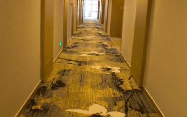 Lige Holiday Hotel