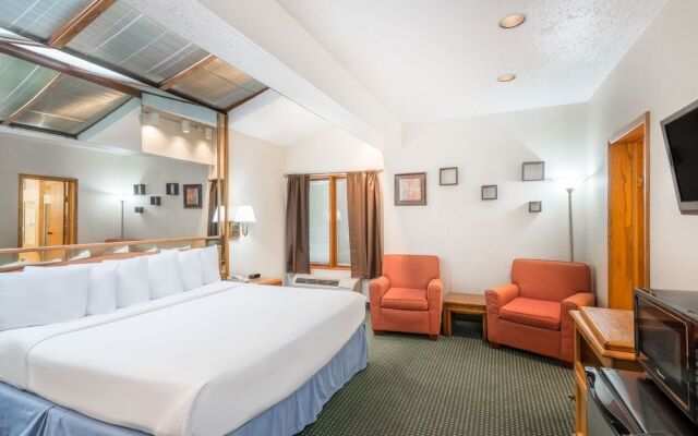 Clarion Pointe Near Erie Casino