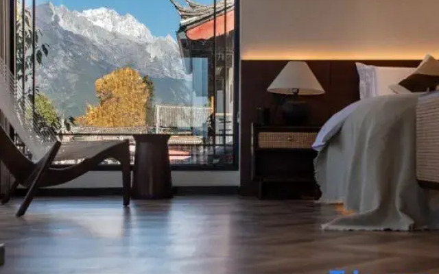 Yulong Qiyunli Designer Homestay