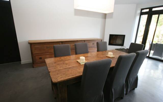 Luxurious Villa in Pont-Aven with Private Pool