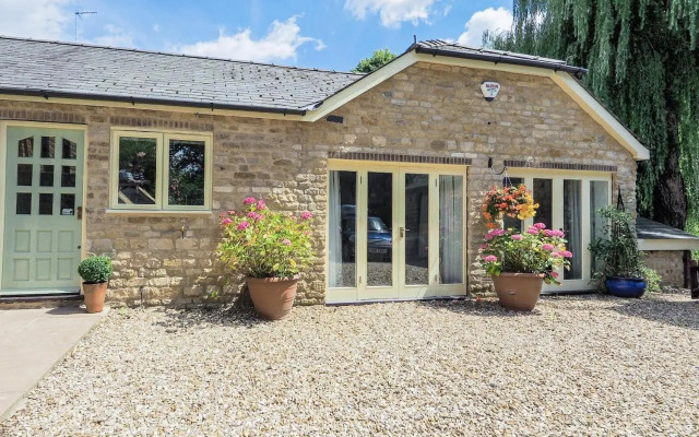 Stone Lodge