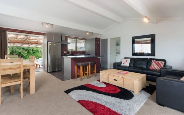 Awesome 4 Bed Beach House