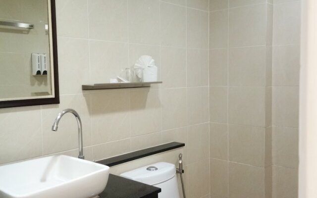 Island Patong Beachfront Apartments