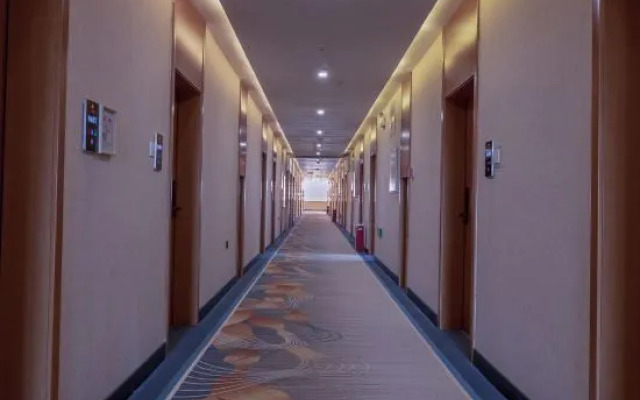 Karamay snow mountain Meiju Hotel