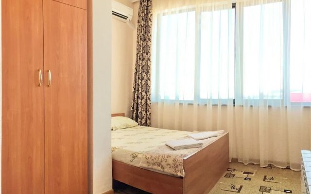 Lazurnaya Plus Hotel