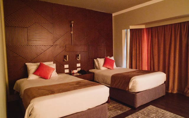 Pyramisa Suites Hotel Cairo