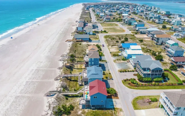 The Beachcomber by Topsail Realty