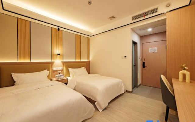 Ruiyixu Business Hotel