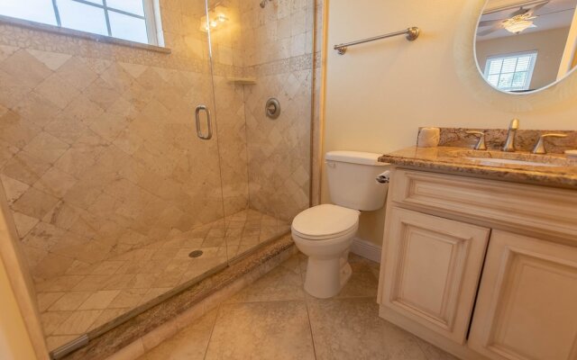 Mango Breeze Apartment 4