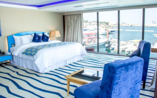 Coral Bay Hotel