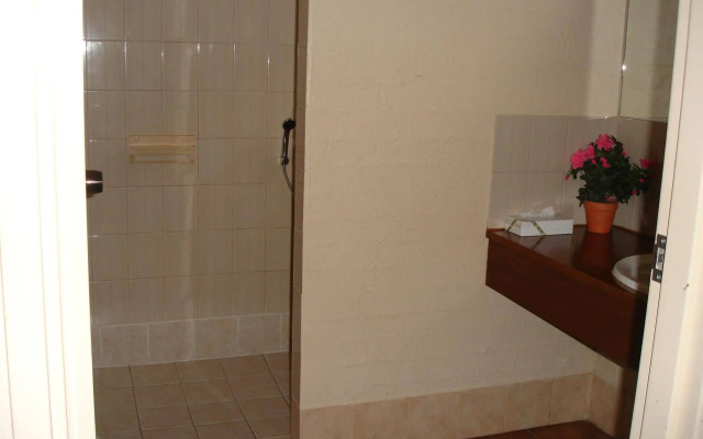 Olde Horsham Motor Inn