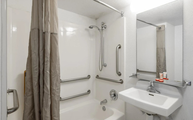 OYO Hotel Houston Katy Freeway
