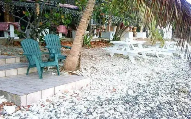 Tamarindo Estates Beach Apartments
