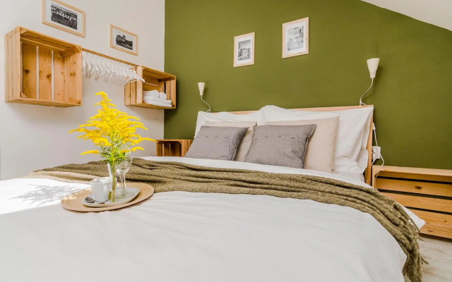 APTs in OLD TOWN PRAGUE by Michal&Friends