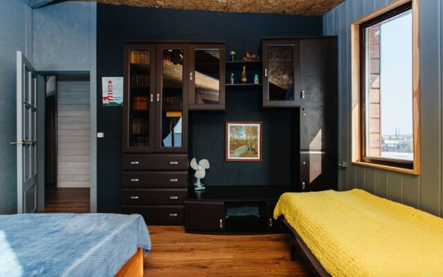 Yousinn (Дом с Кораблем)