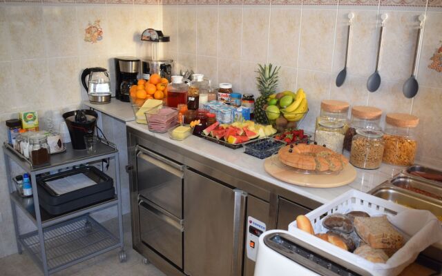 Lagos Guests B&b
