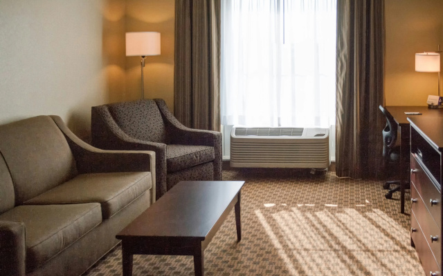 Cobblestone Hotel & Suites - Jefferson