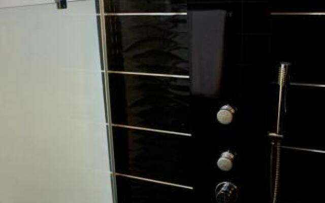 GGC Luxury Serviced Apartment - Platinum