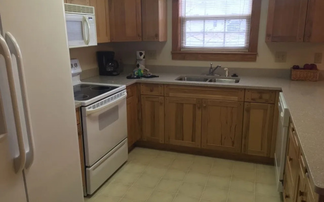 Cherry Blossom 11 - Three Bedroom Chalet