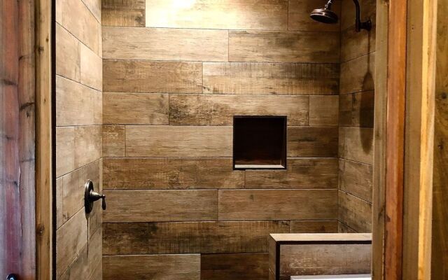 River Rock Inn B&B - Adults Only