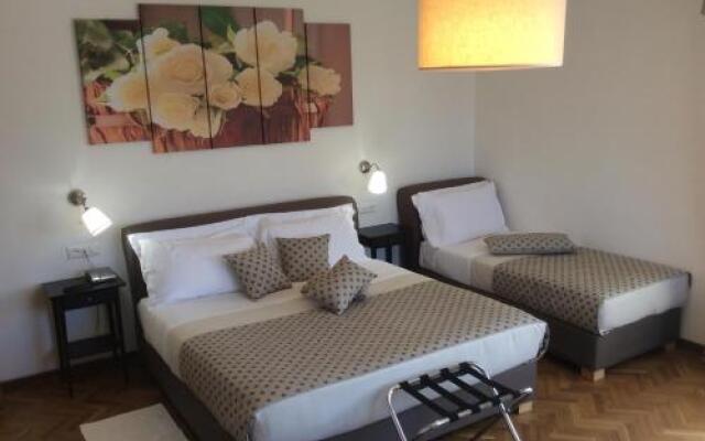 Bed  Breakfast Il Raffaellino Di Villa Angela