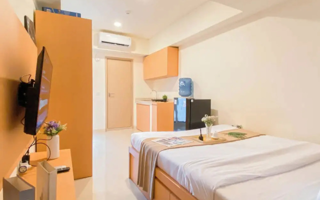 Comfy Stay Studio Room At Meikarta Apartment