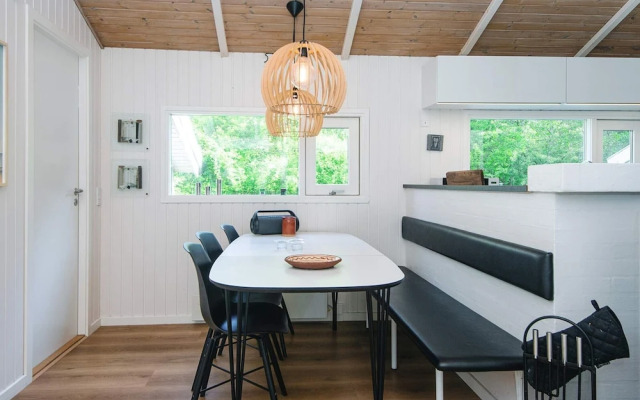 8 Person Holiday Home in Bindslev-by Traum
