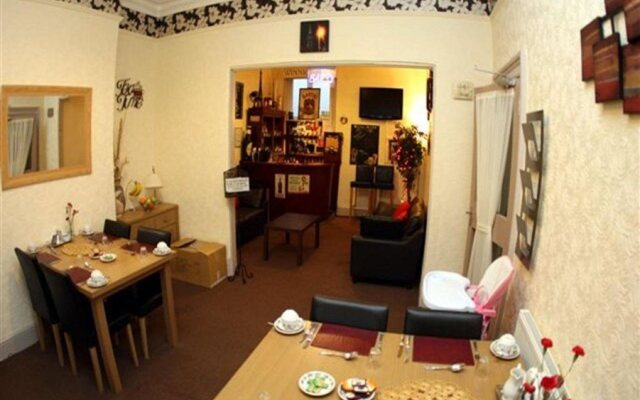 Lollys Hotel