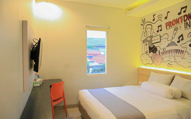 Front One Inn Sidoarjo
