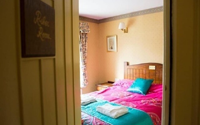 The Square & Compass Inn