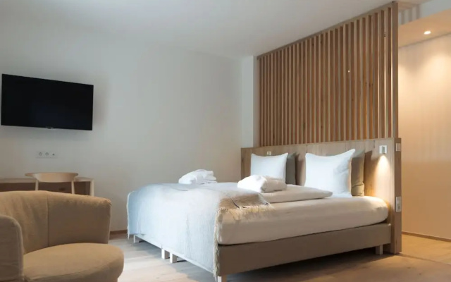 A.nett hotel