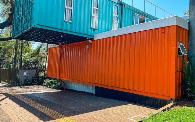 Tetris Container Hostel