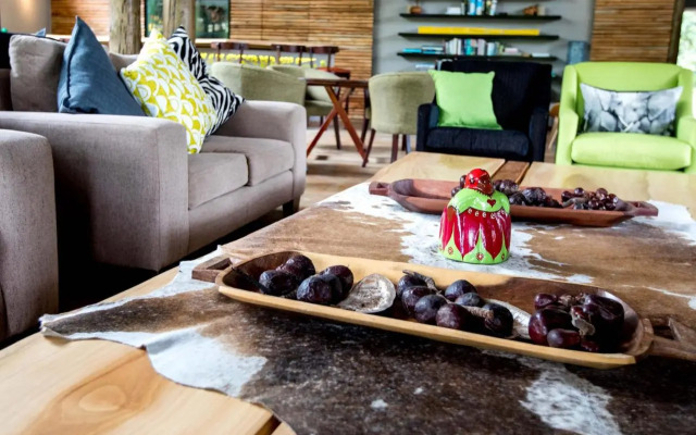 Royal Thonga Safari Lodge