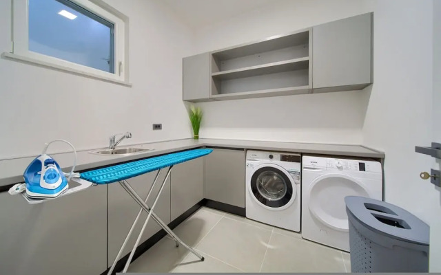 Villa Majestic With Sauna and Beautiful Views