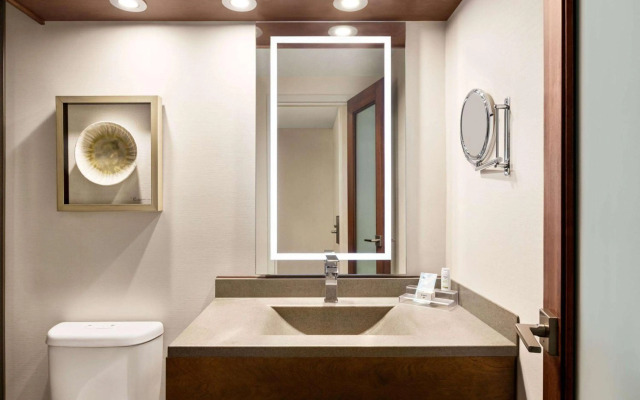 Atlantic Host Hotel, Trademark Collection by Wyndham