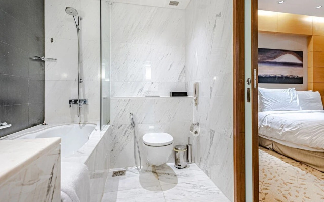 The address dubai mall Luxury 1bed balcony