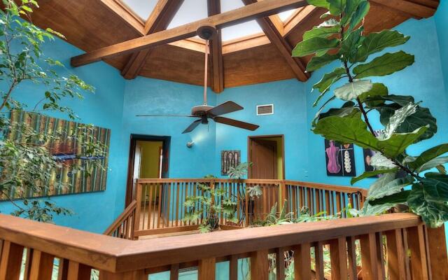 Tucson Natural 5BR by Casago