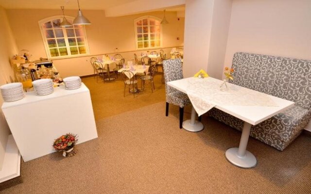 Lucas Boutique Hotel
