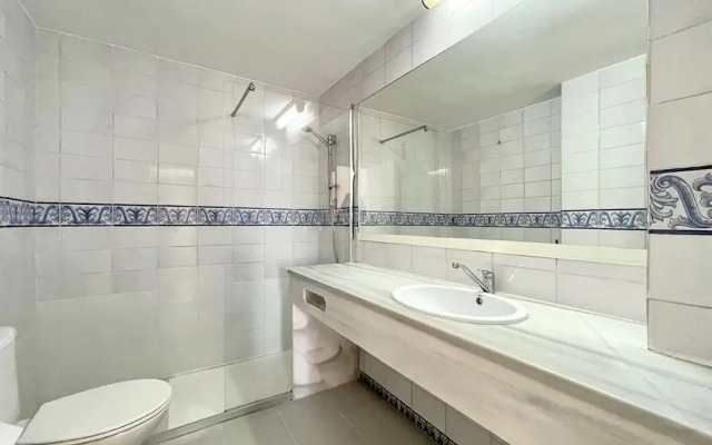 Belvilla by OYO Residencial Hibiscus 405
