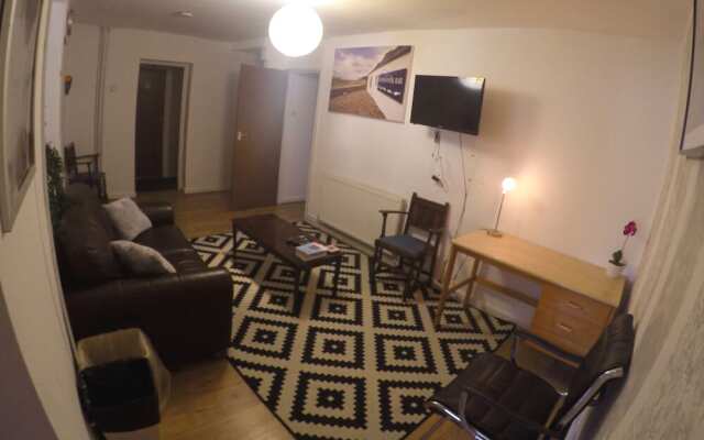 Donnington Bridge Road Rooms