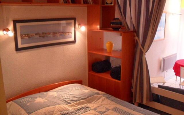 Appartement Royan, 1 pièce, 3 personnes - FR-1-494-61