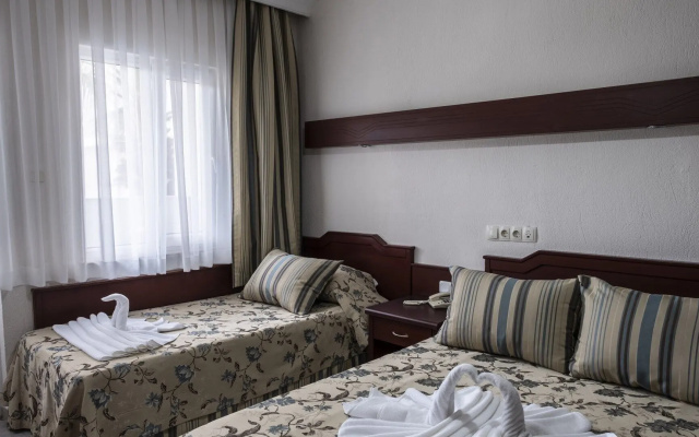 Ulas Hotel