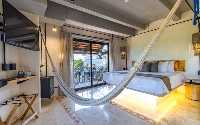 Caribbean Paradise Hotel Boutique & Spa by Paradise Hotels - 5th Av Playa del Carmen