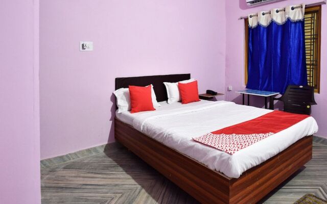 Oyo 14712 The New Garden Inn
