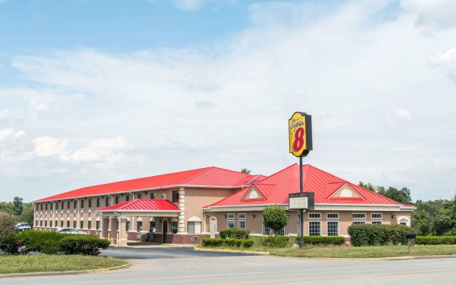 Super 8 by Wyndham Elizabethtown