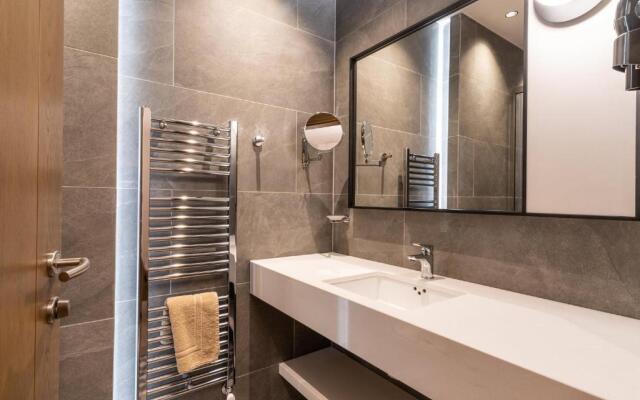 Lydia Suites And Rooms