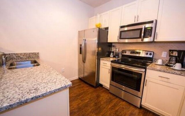 Lucaya Village 3 Bedroom