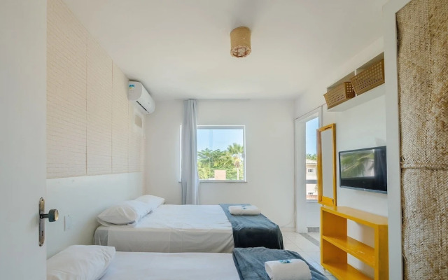 Spacious House w/ Pool in Guarajuba Cag0003