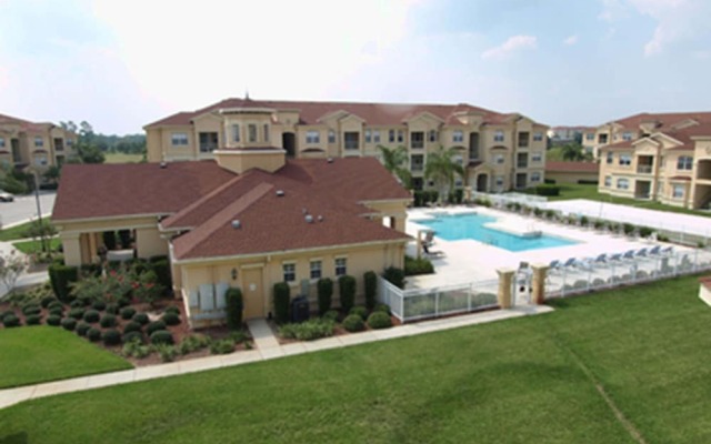 Luxury Poolview Penthouse