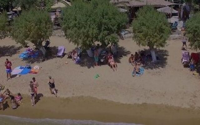 Vassilia on the beach Serifos